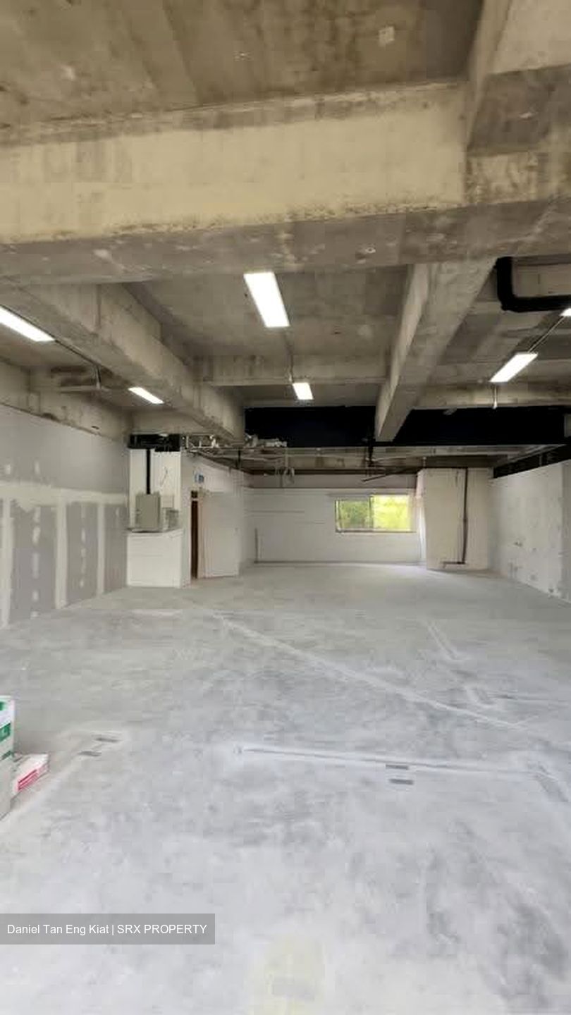 Old Holland Road (D10), Office #626369061